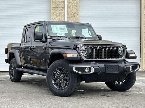 2025 Jeep Gladiator Sport S