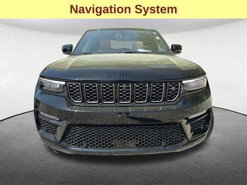 Diamond Black Crystal Pearlcoat 2025 Jeep Grand Cherokee Summit