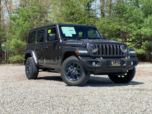 Granite Crystal Metallic Clearcoat 2026 Jeep Wrangler 85th Anniversary