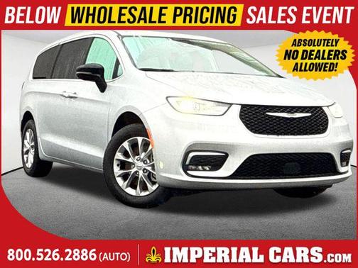 2024 Chrysler Pacifica Touring L