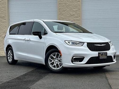 2026 Chrysler Pacifica L