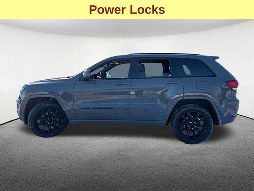2022 Jeep Grand Cherokee Laredo