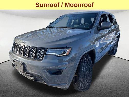 2022 Jeep Grand Cherokee Laredo