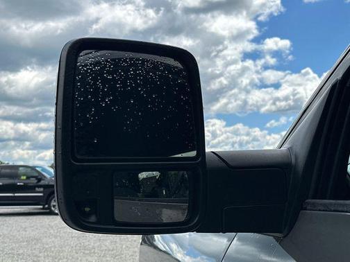 Ceramic Gray Clearcoat 2026 RAM 2500 Big Horn Crew Cab 4x4 6'4' Box
