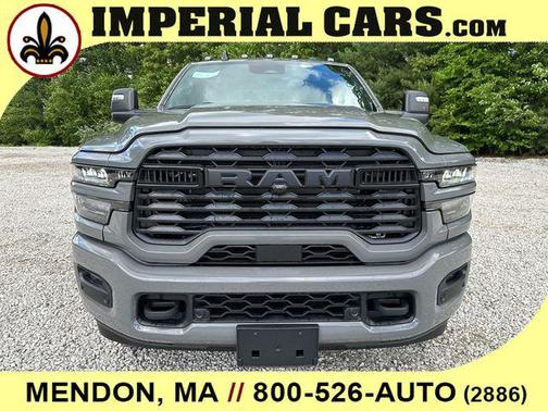 Ceramic Gray Clearcoat 2026 RAM 2500 Big Horn Crew Cab 4x4 6'4' Box