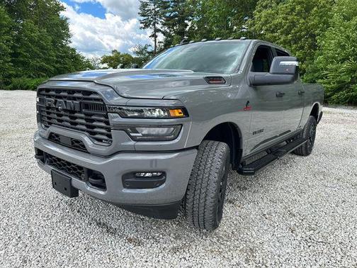 Ceramic Gray Clearcoat 2026 RAM 2500 Big Horn Crew Cab 4x4 6'4' Box