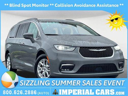 2022 Chrysler Pacifica Touring L