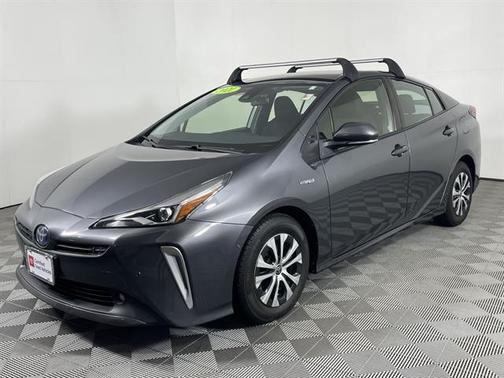 2021 Toyota Prius LE