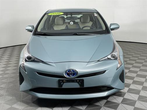 2016 Toyota Prius Four