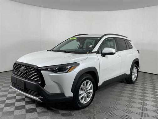 2022 Toyota Corolla Cross LE