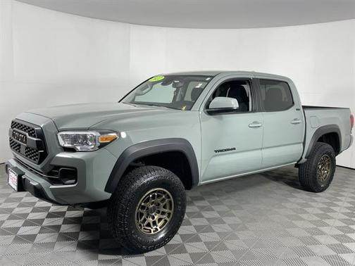 2022 Toyota Tacoma SR5
