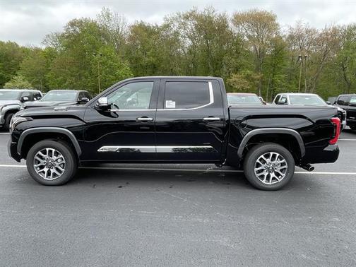 2025 Toyota Tundra Hybrid 1794 Edition