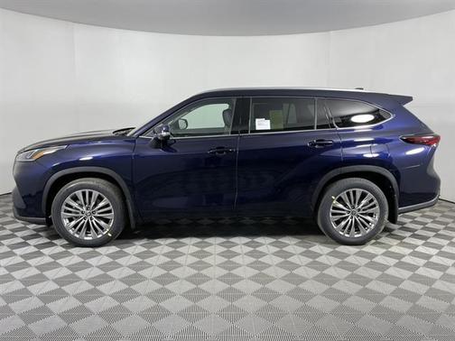 2025 Toyota Highlander Platinum