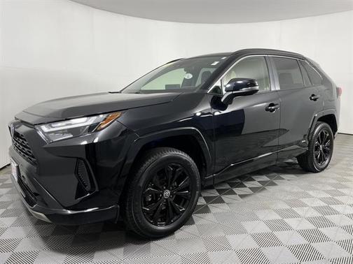 2022 Toyota RAV4 Hybrid SE