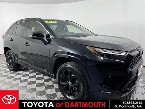 2022 Toyota RAV4 Hybrid SE