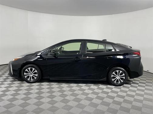 2022 Toyota Prius XLE