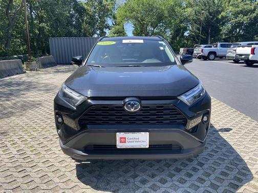 2022 Toyota RAV4 Hybrid XLE Premium