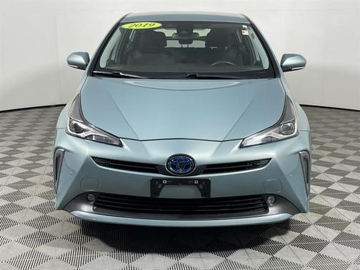 2019 Toyota Prius LE