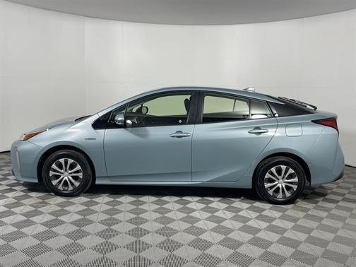 2019 Toyota Prius LE