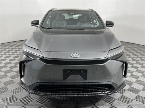 2025 Toyota bZ4X XLE