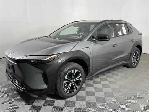 2025 Toyota bZ4X XLE