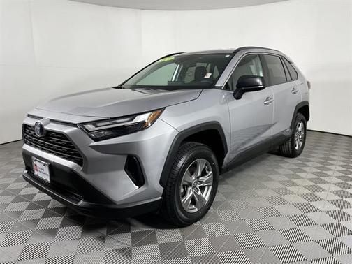 2024 Toyota RAV4 Hybrid SE