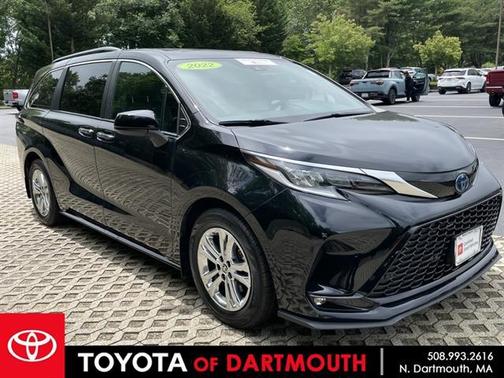 2022 Toyota Sienna XSE 7 Passenger
