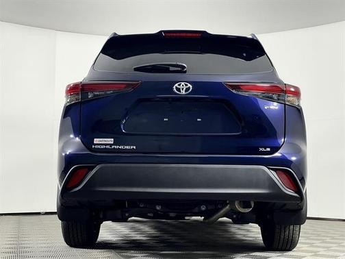 2025 Toyota Highlander Hybrid XLE
