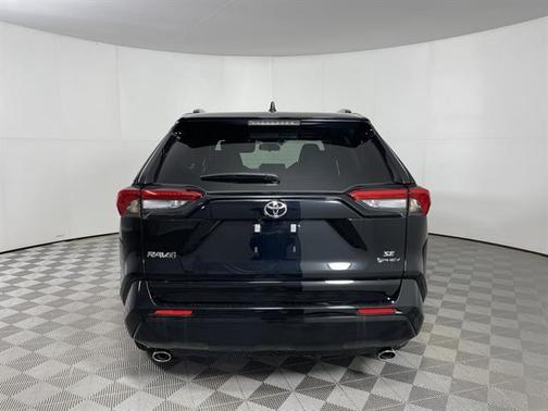 2025 Toyota RAV4 Hybrid SE