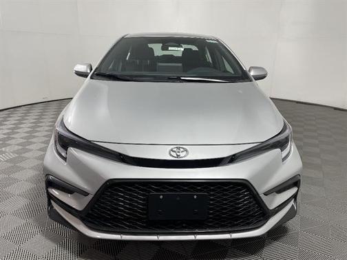 Classic Silver Metallic 2026 Toyota Corolla SE