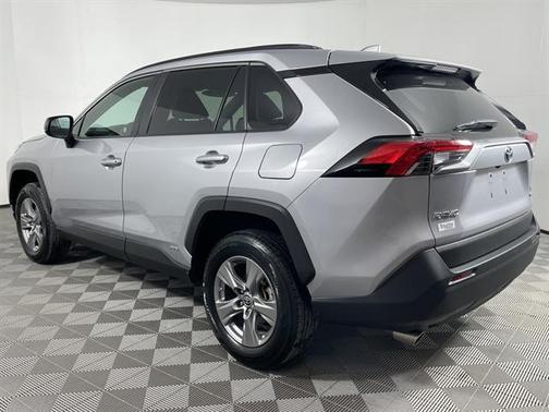 2024 Toyota RAV4 Hybrid LE