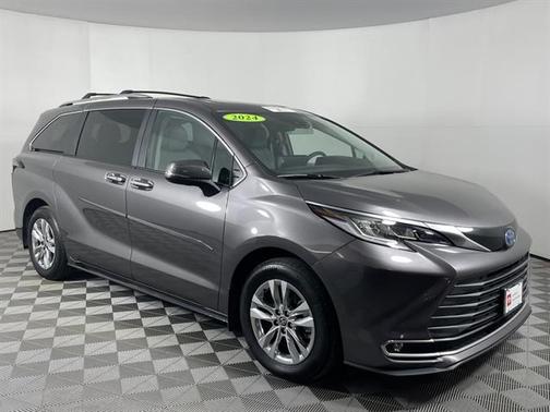 2024 Toyota Sienna Limited