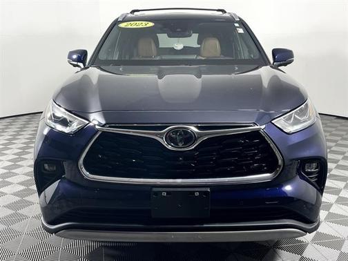 2023 Toyota Highlander Platinum