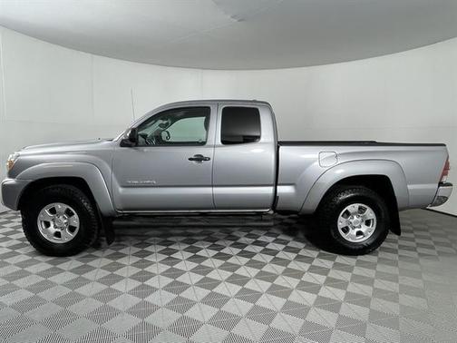 2014 Toyota Tacoma Base