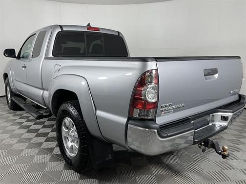 2014 Toyota Tacoma Base