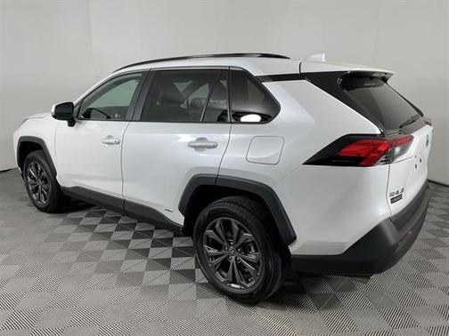 2023 Toyota RAV4 Hybrid XLE Premium