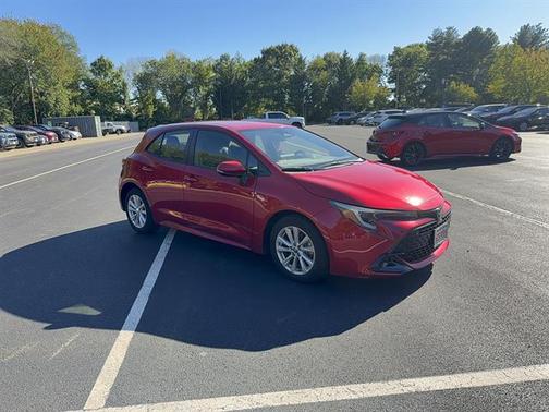 Finish Line Red/Midnight Black Metallic 2023 Toyota Corolla SE