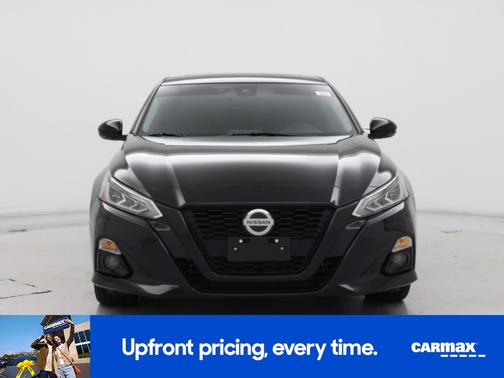 2022 Nissan Altima SR