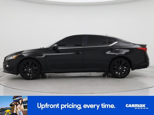 2022 Nissan Altima SR
