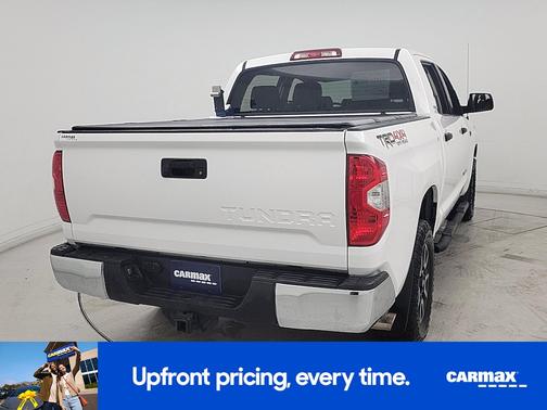 White 2018 Toyota Tundra SR5