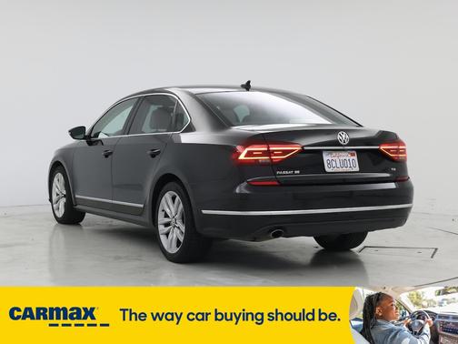 2017 Volkswagen Passat SE
