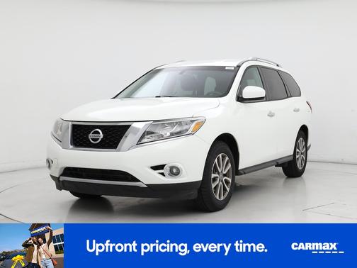 2016 Nissan Pathfinder SV