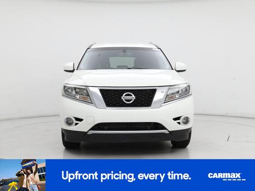 2016 Nissan Pathfinder SV