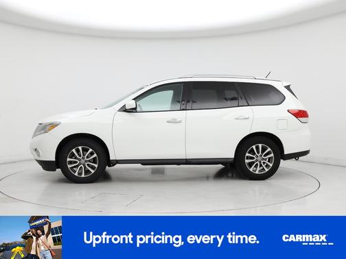 2016 Nissan Pathfinder SV