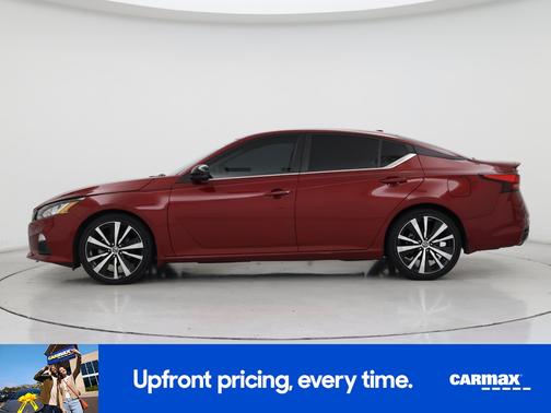 2022 Nissan Altima SR