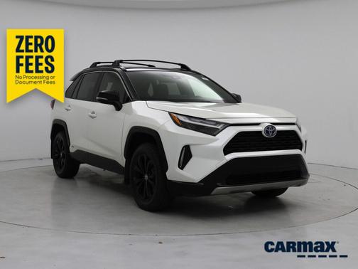 White 2022 Toyota RAV4 Hybrid XSE