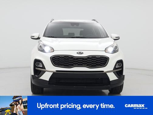 White 2021 Kia Sportage S