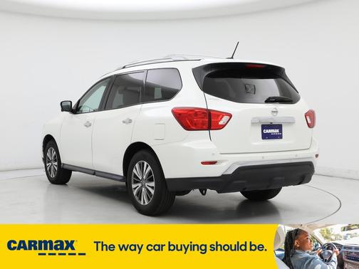 2018 Nissan Pathfinder SL