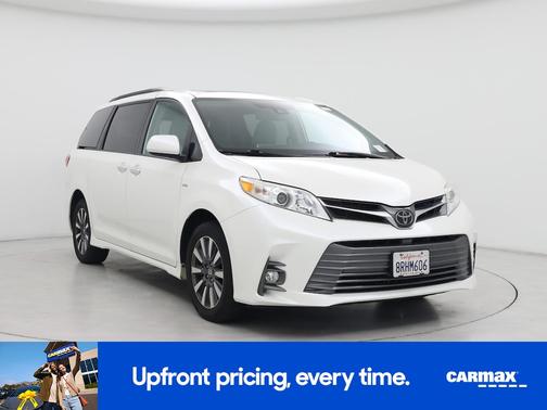 2020 Toyota Sienna XLE