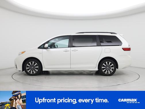 2020 Toyota Sienna XLE